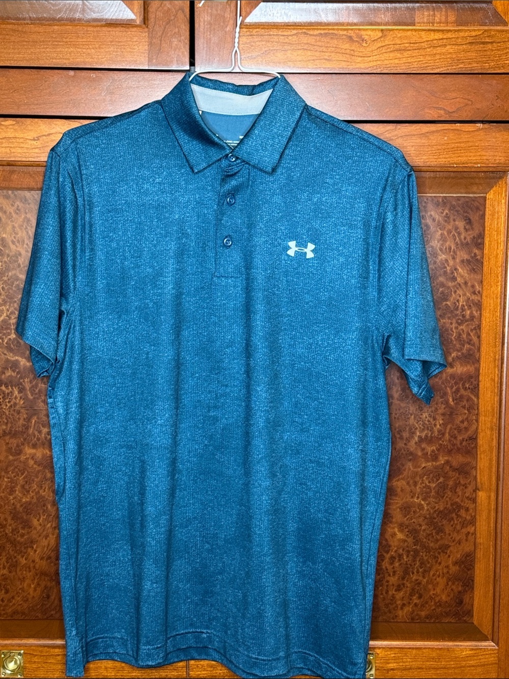 Under Armour Men’s medium Teal speckled Heather Polo Shirt